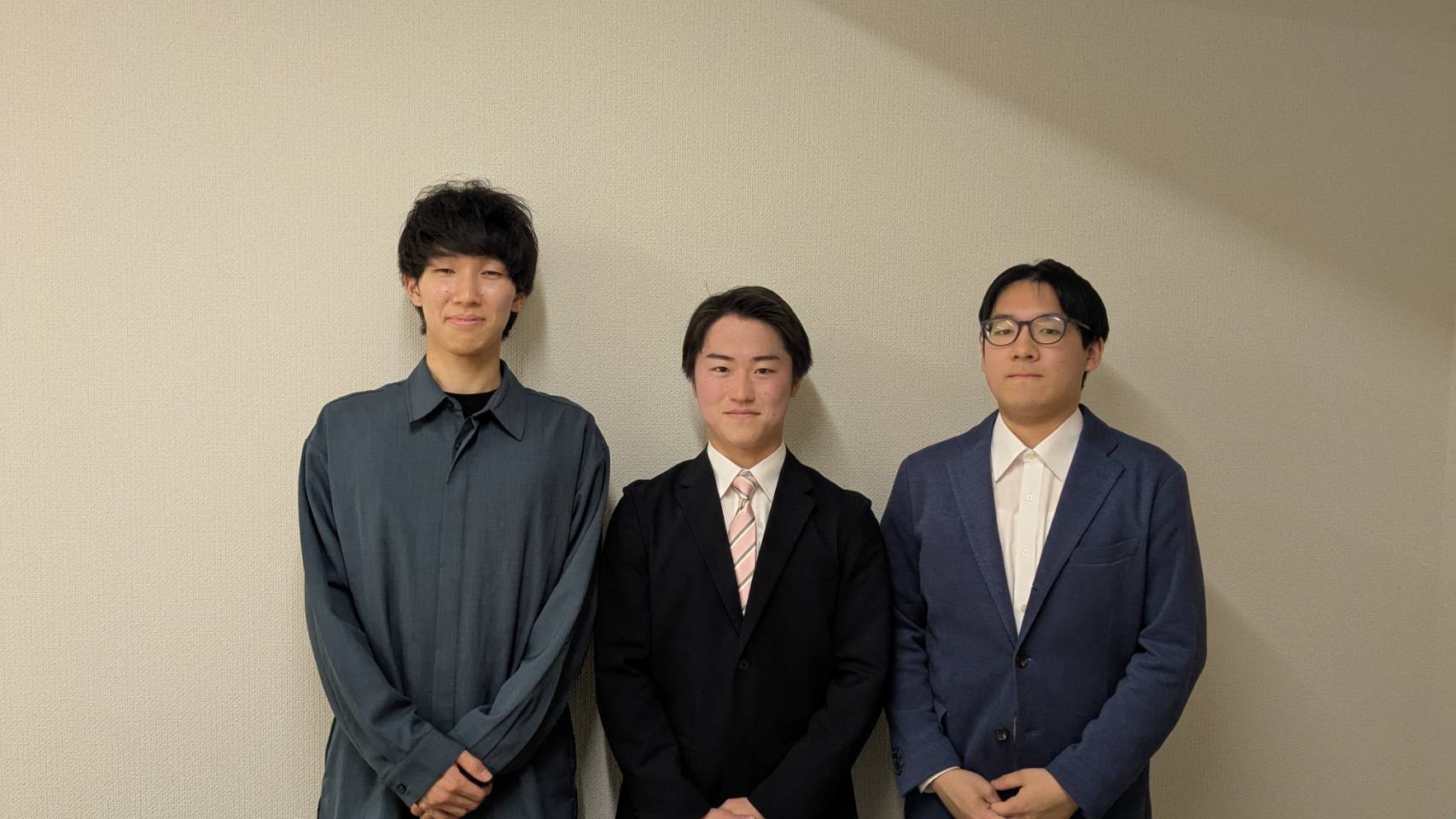 株式会社TOKIUMでインターン中の大澤さんとTEDxUTsukubaメンバーの集合写真